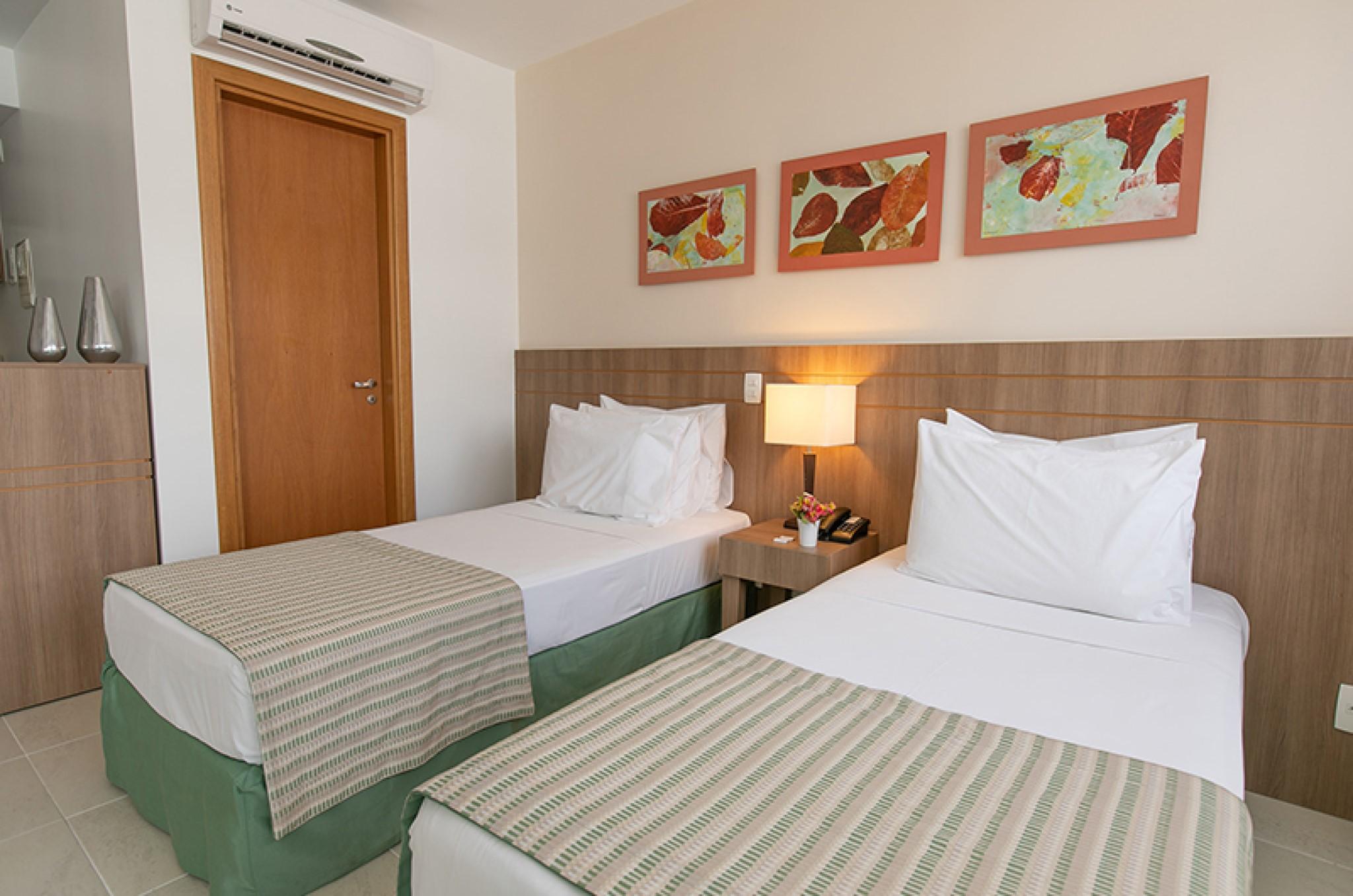 Saint Moritz Hplus Express Brasilia