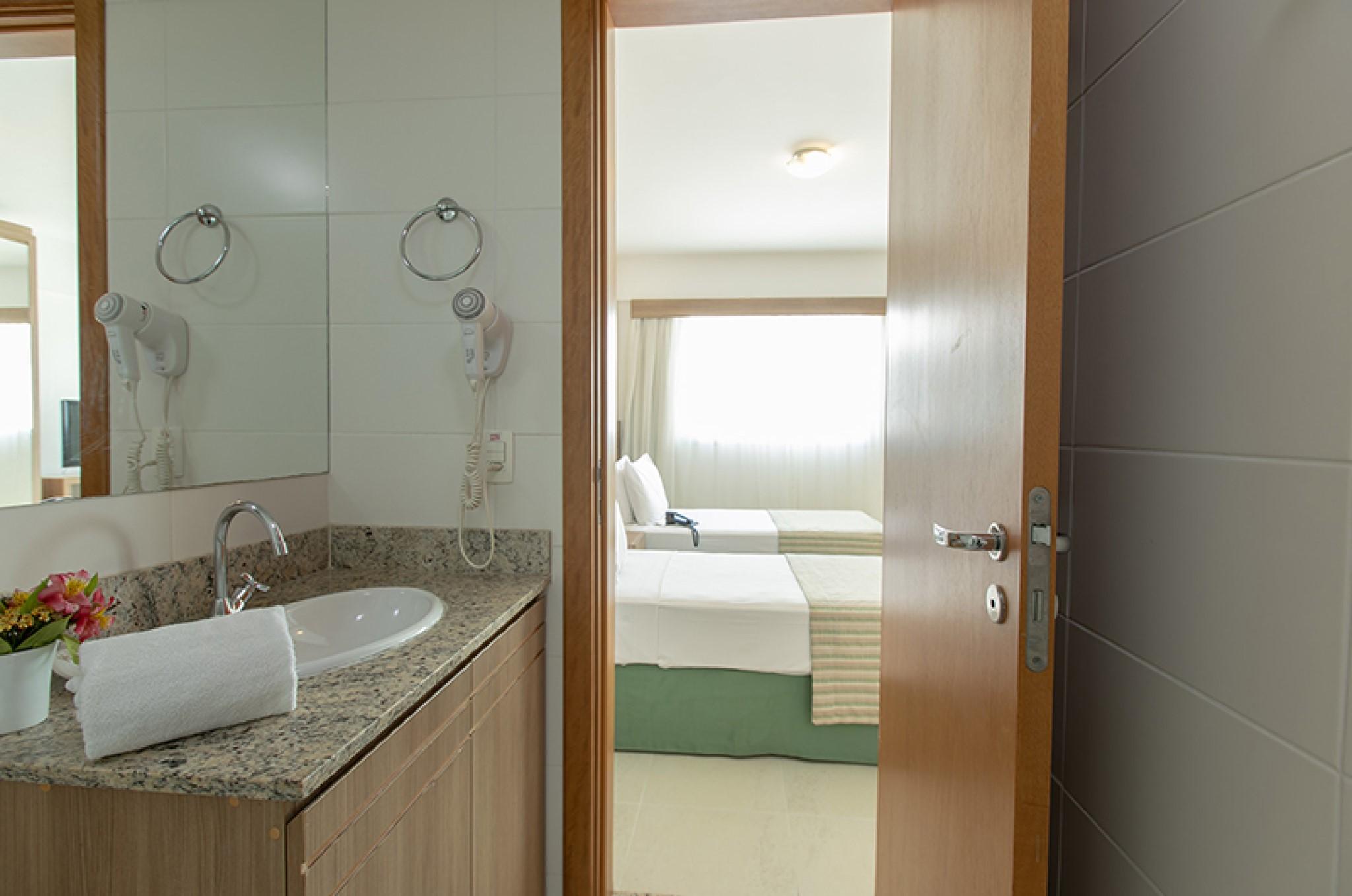 Saint Moritz Hplus Express Brasilia